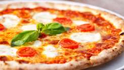 A margarita pizza close-up.