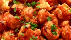 Buffalo cauliflower bites close-up.